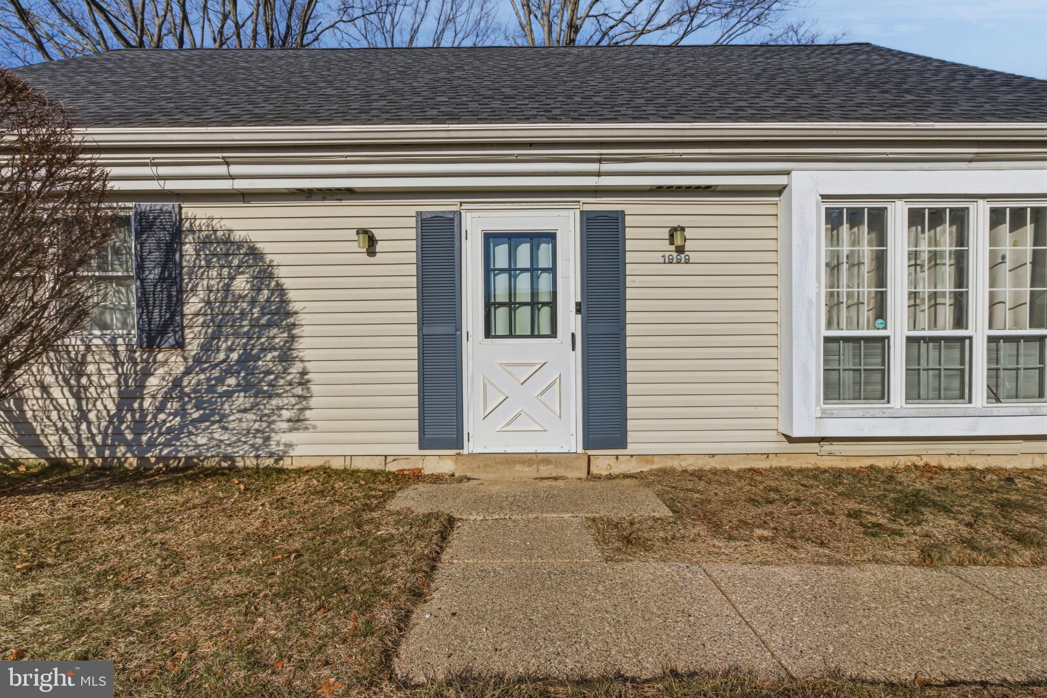 WOODRIDGE EAST - Residential