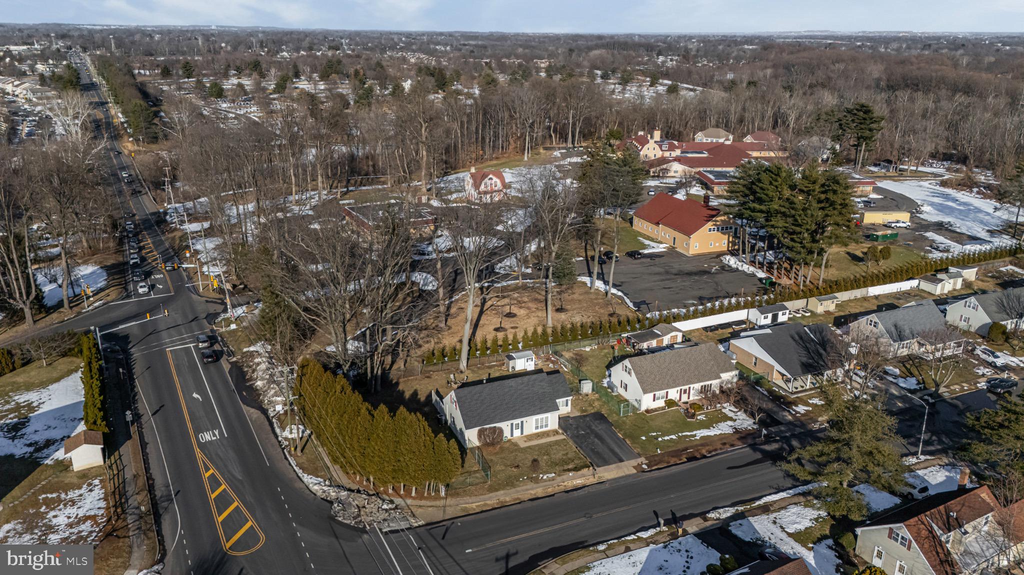 WOODRIDGE EAST - Residential