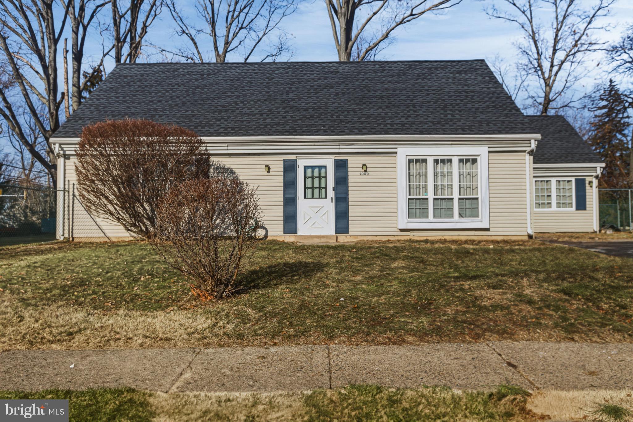 1999 HOLLANDALE DRIVE