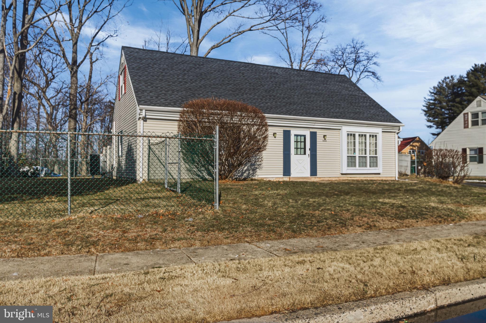 1999 HOLLANDALE DRIVE