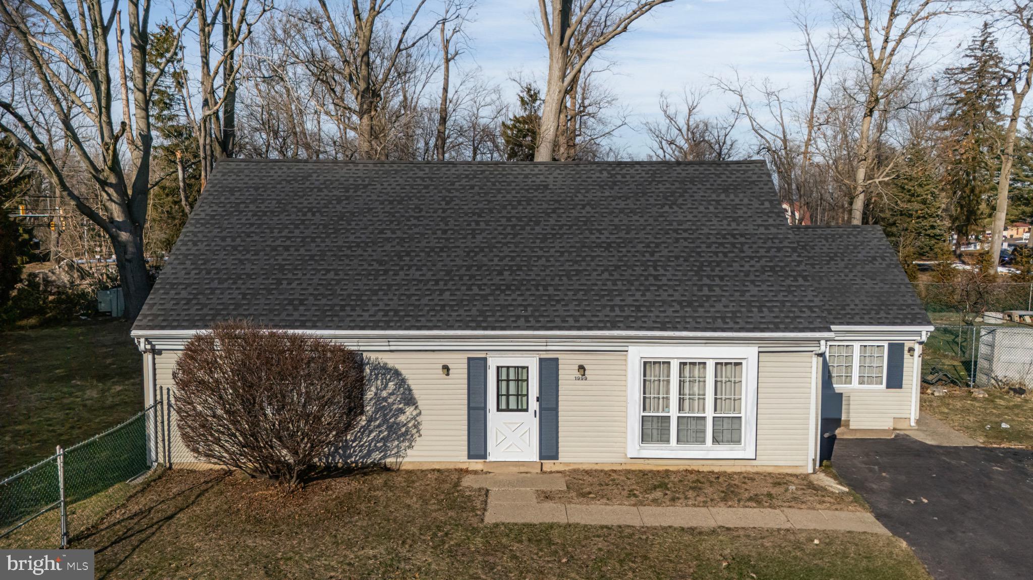 WOODRIDGE EAST - Residential