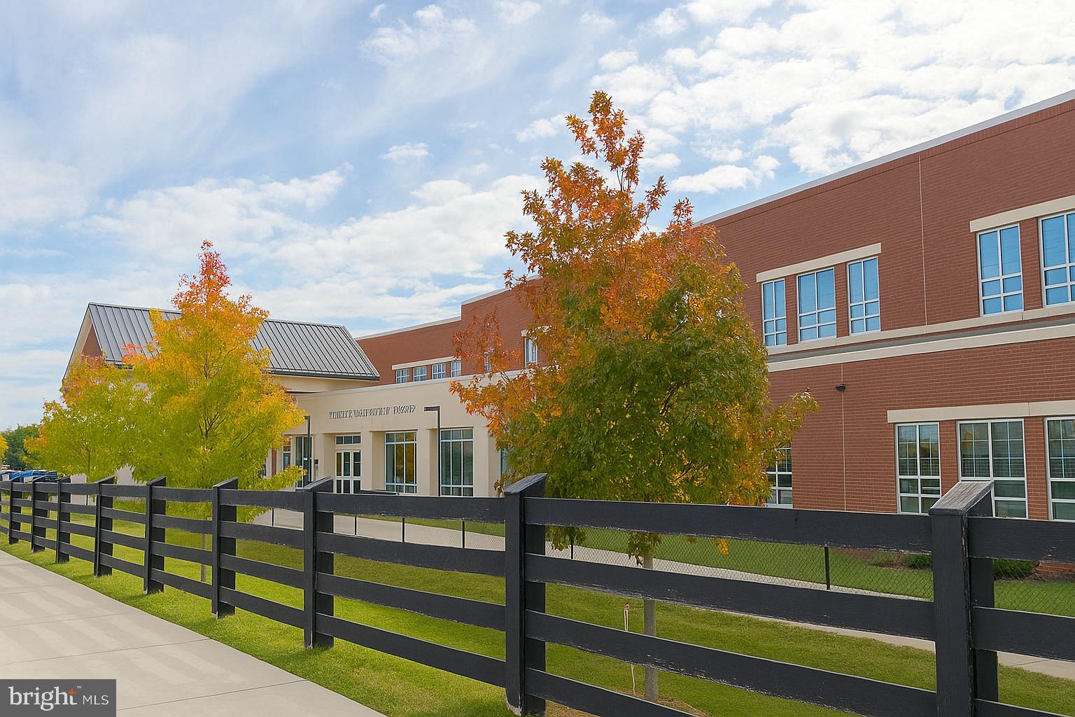 STONE BARN VILLAGE - Residential Lease