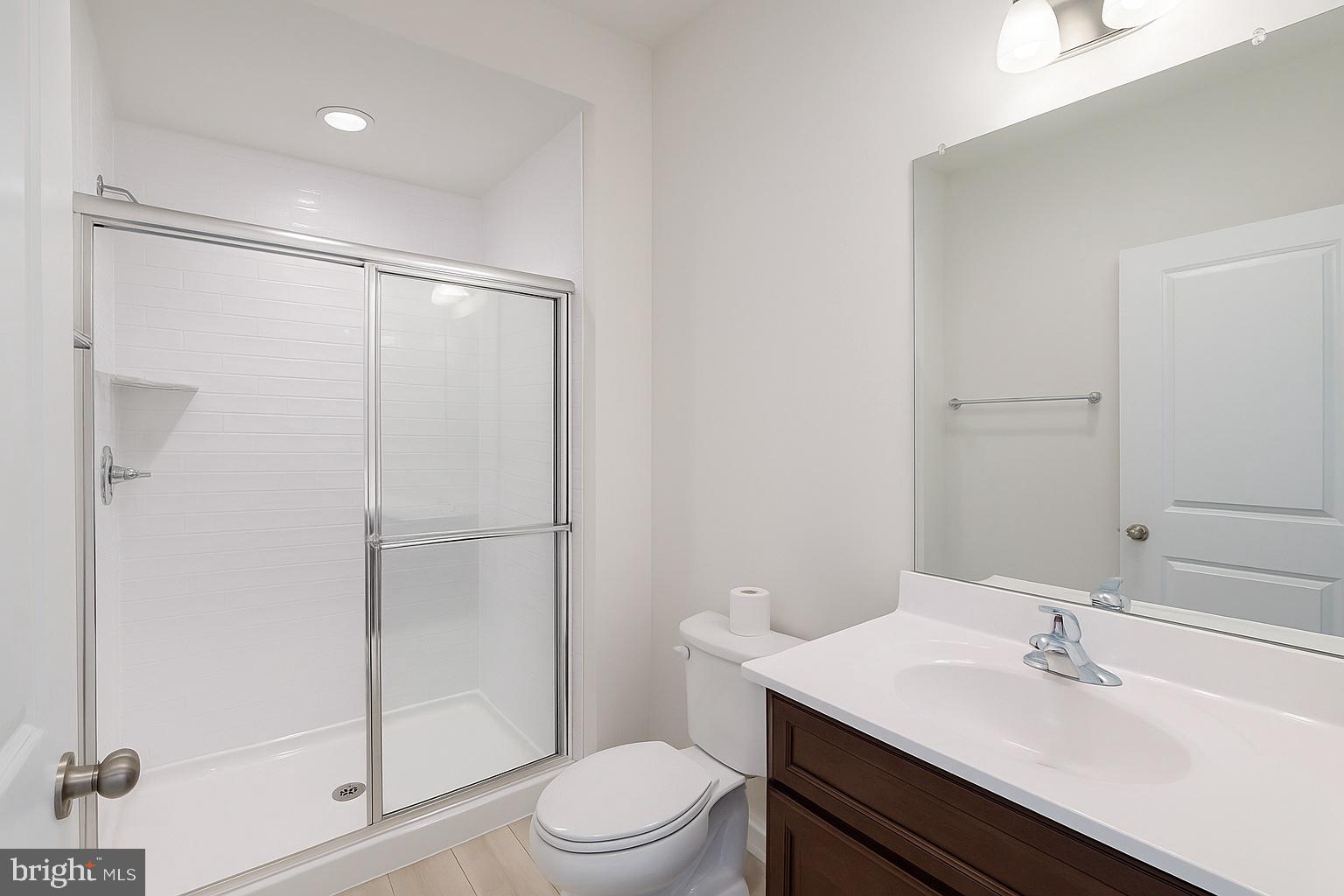 STONE BARN VILLAGE - Residential Lease