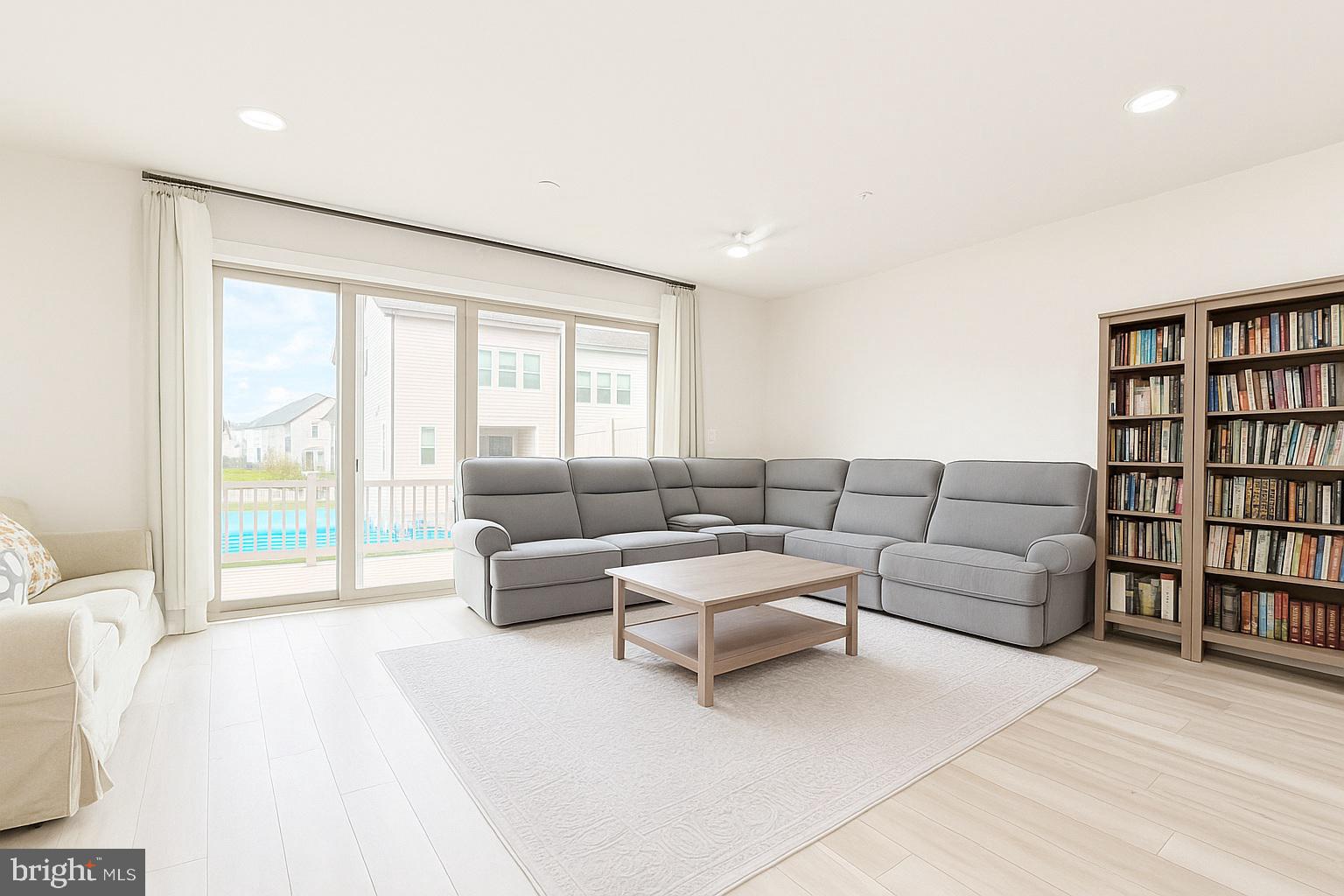 STONE BARN VILLAGE - Residential Lease