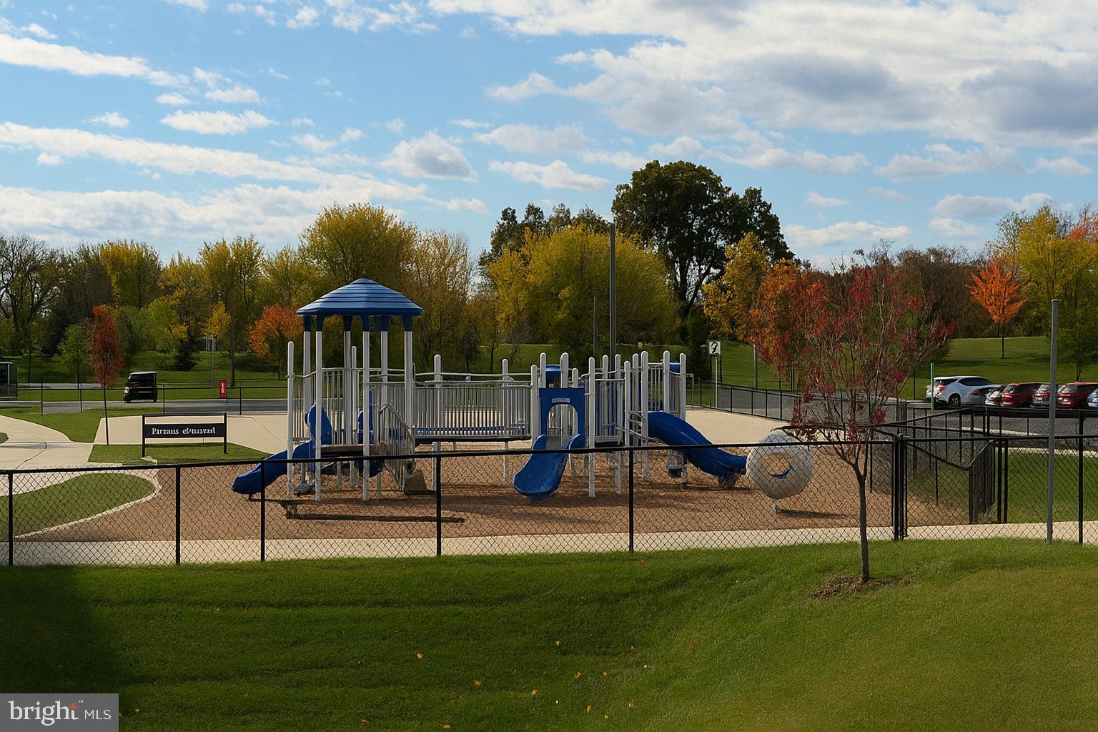 STONE BARN VILLAGE - Residential Lease