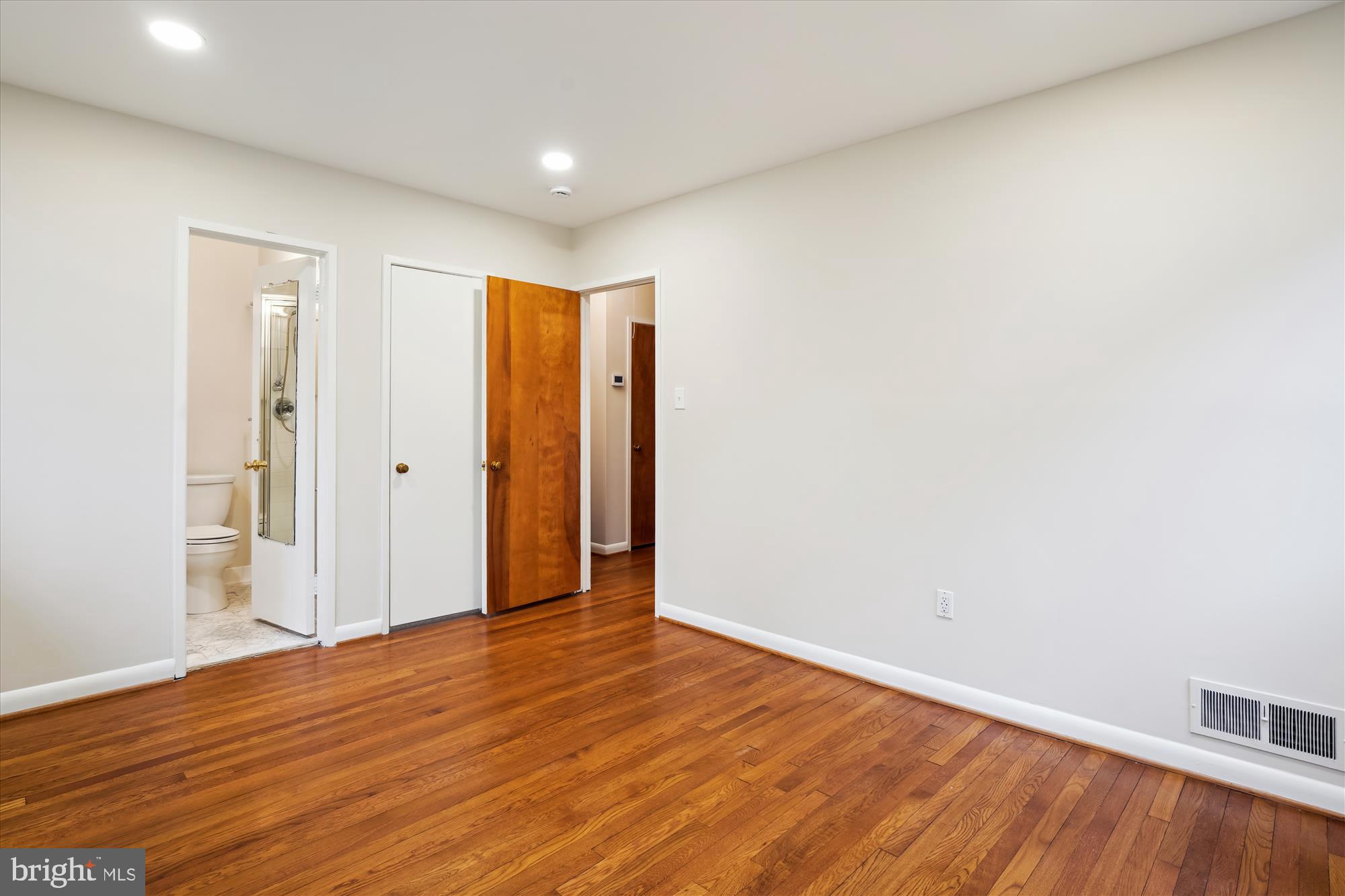 GARRETT PARK - Residential