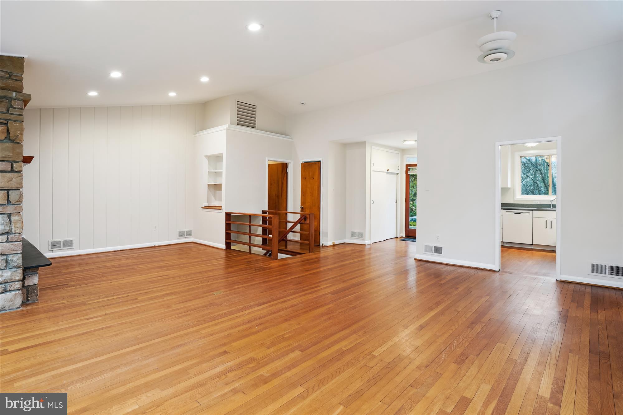 GARRETT PARK - Residential