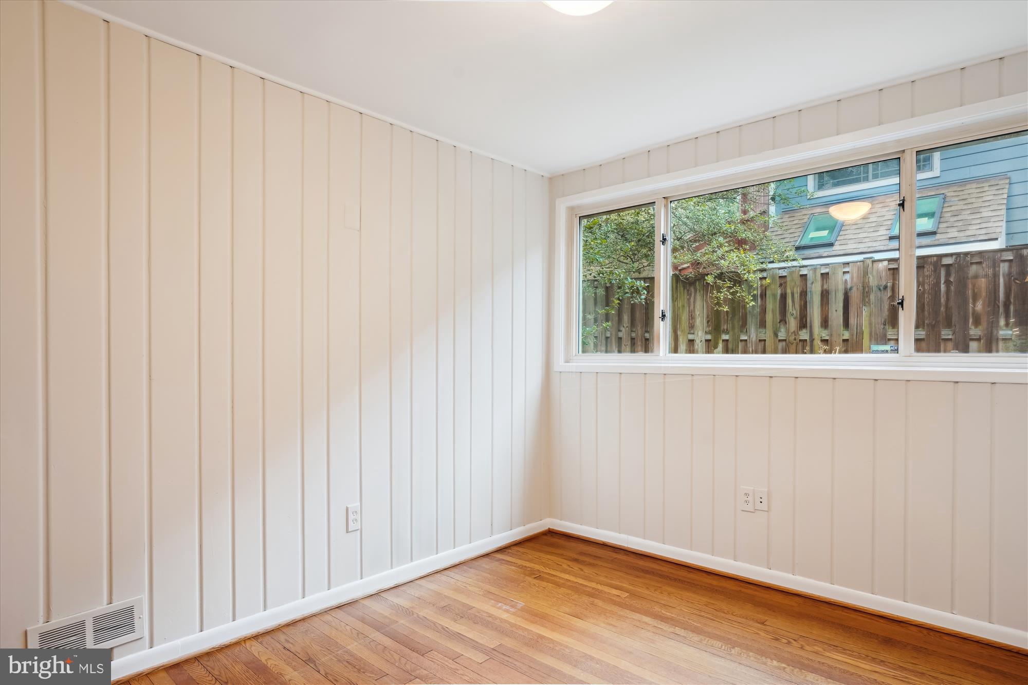 GARRETT PARK - Residential