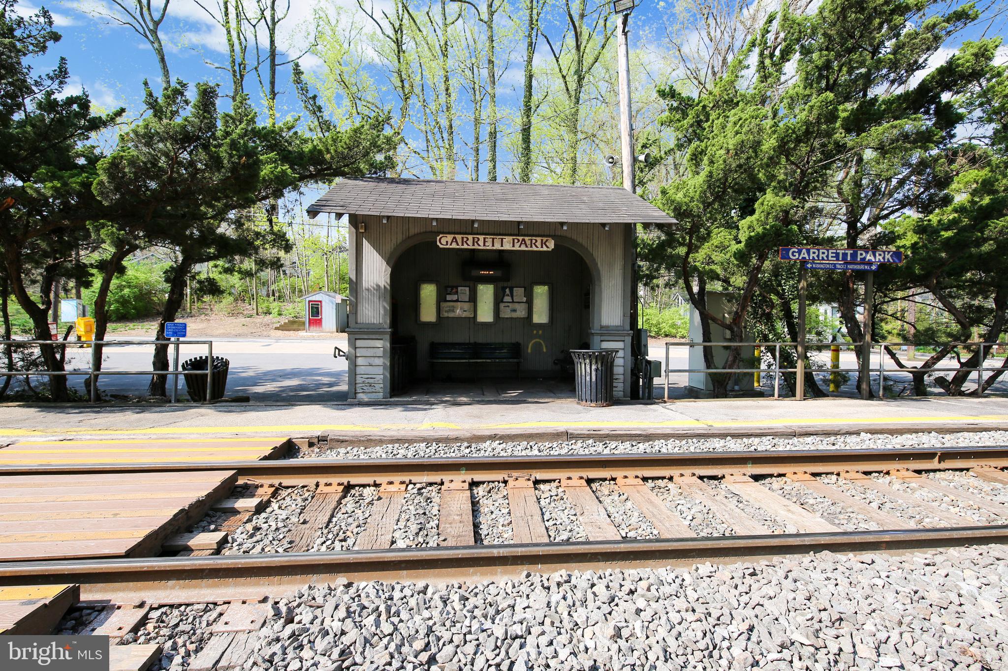 GARRETT PARK - Residential