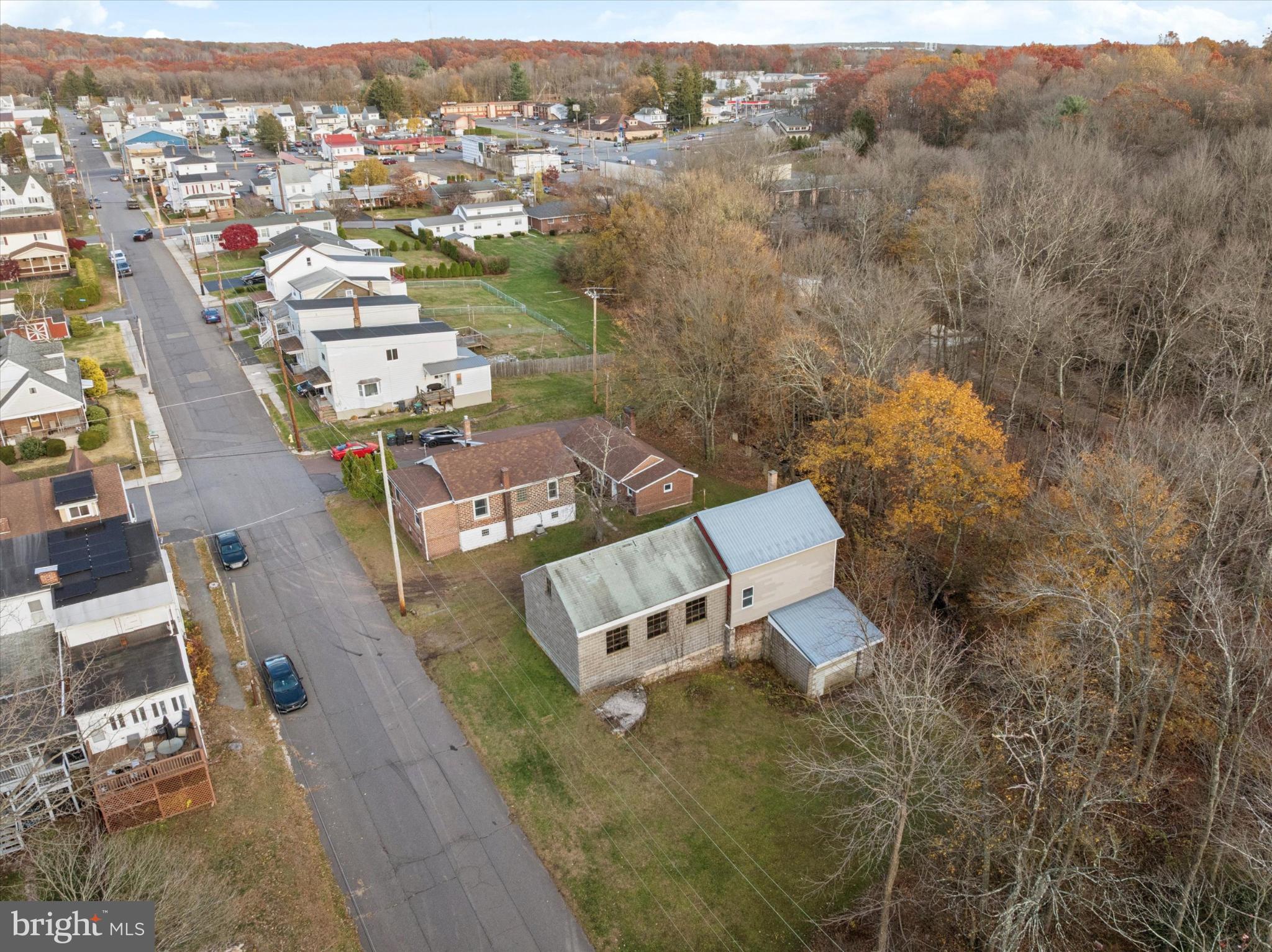 FRACKVILLE - Residential