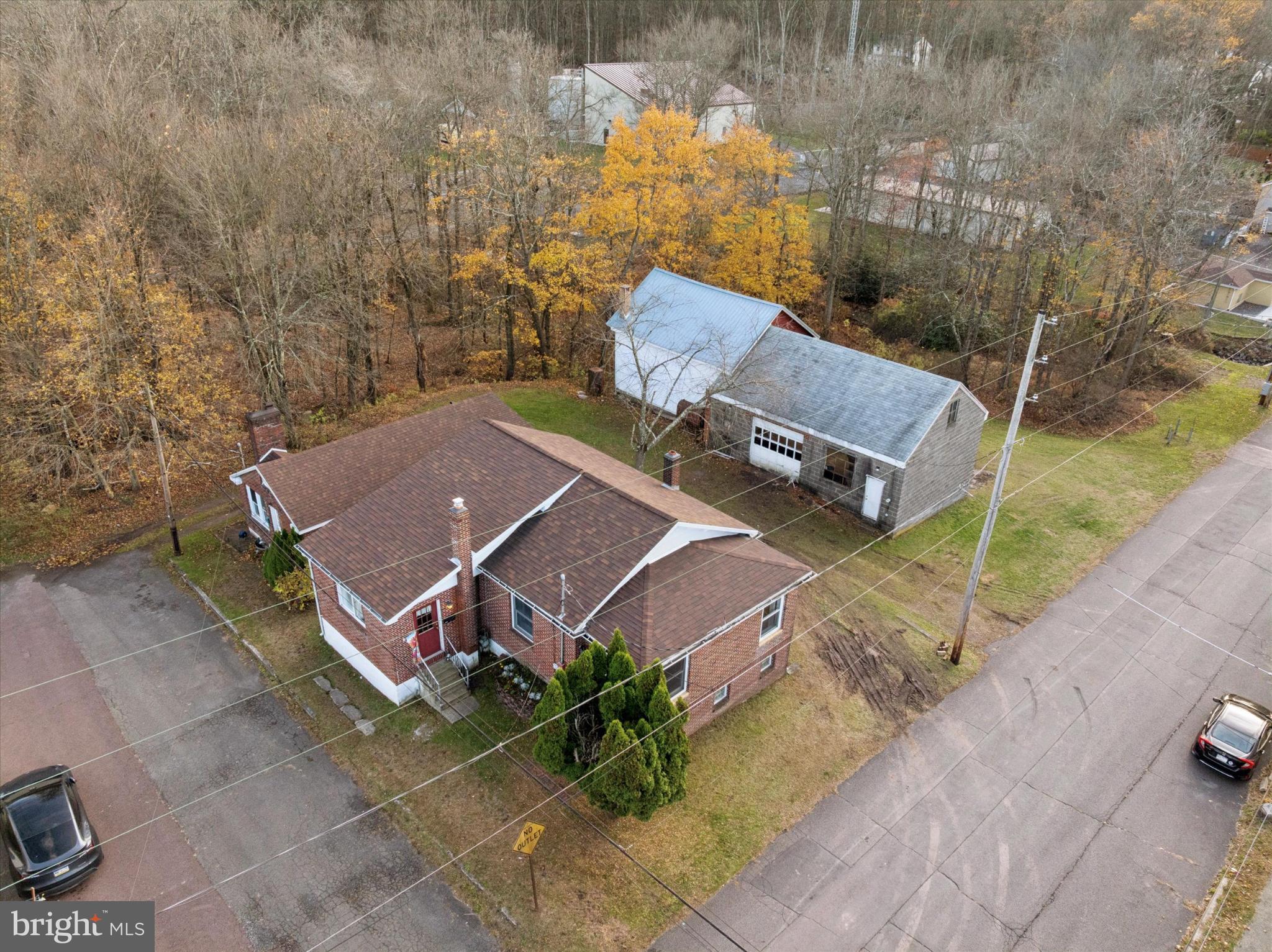 FRACKVILLE - Residential