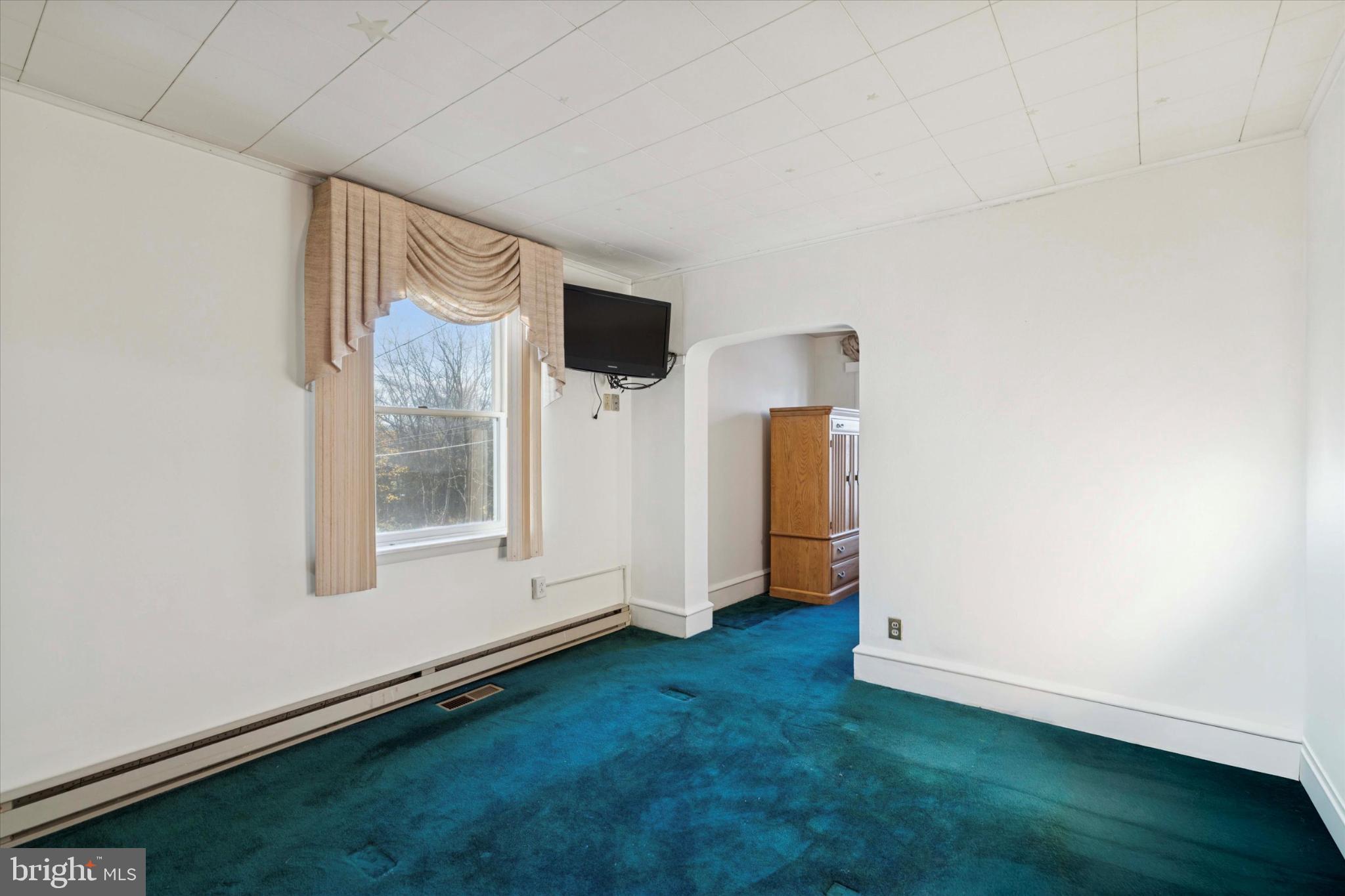 FRACKVILLE - Residential