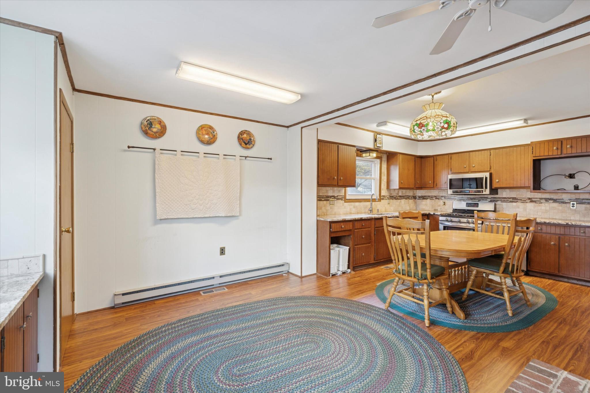 FRACKVILLE - Residential