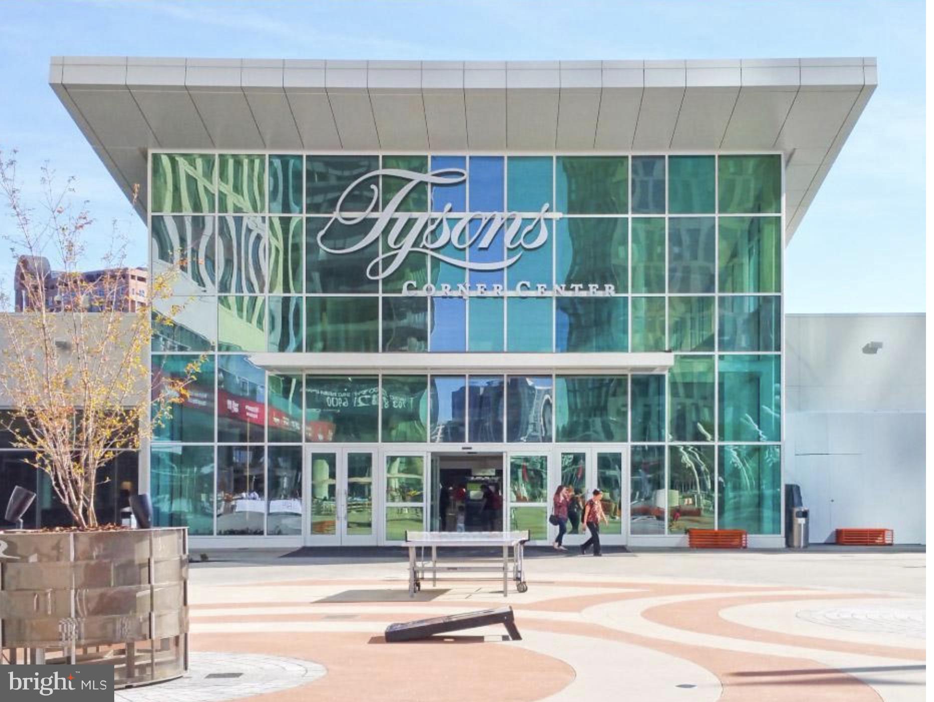 ROTONDA - Residential Lease