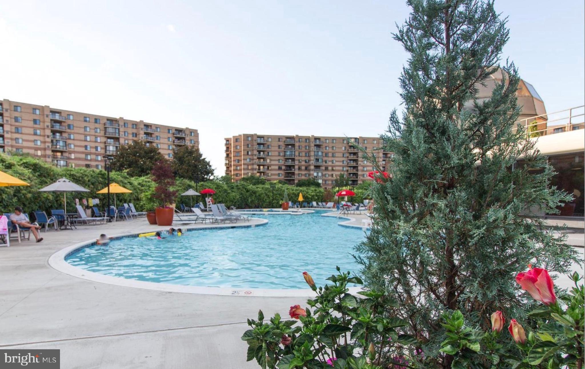 ROTONDA - Residential Lease