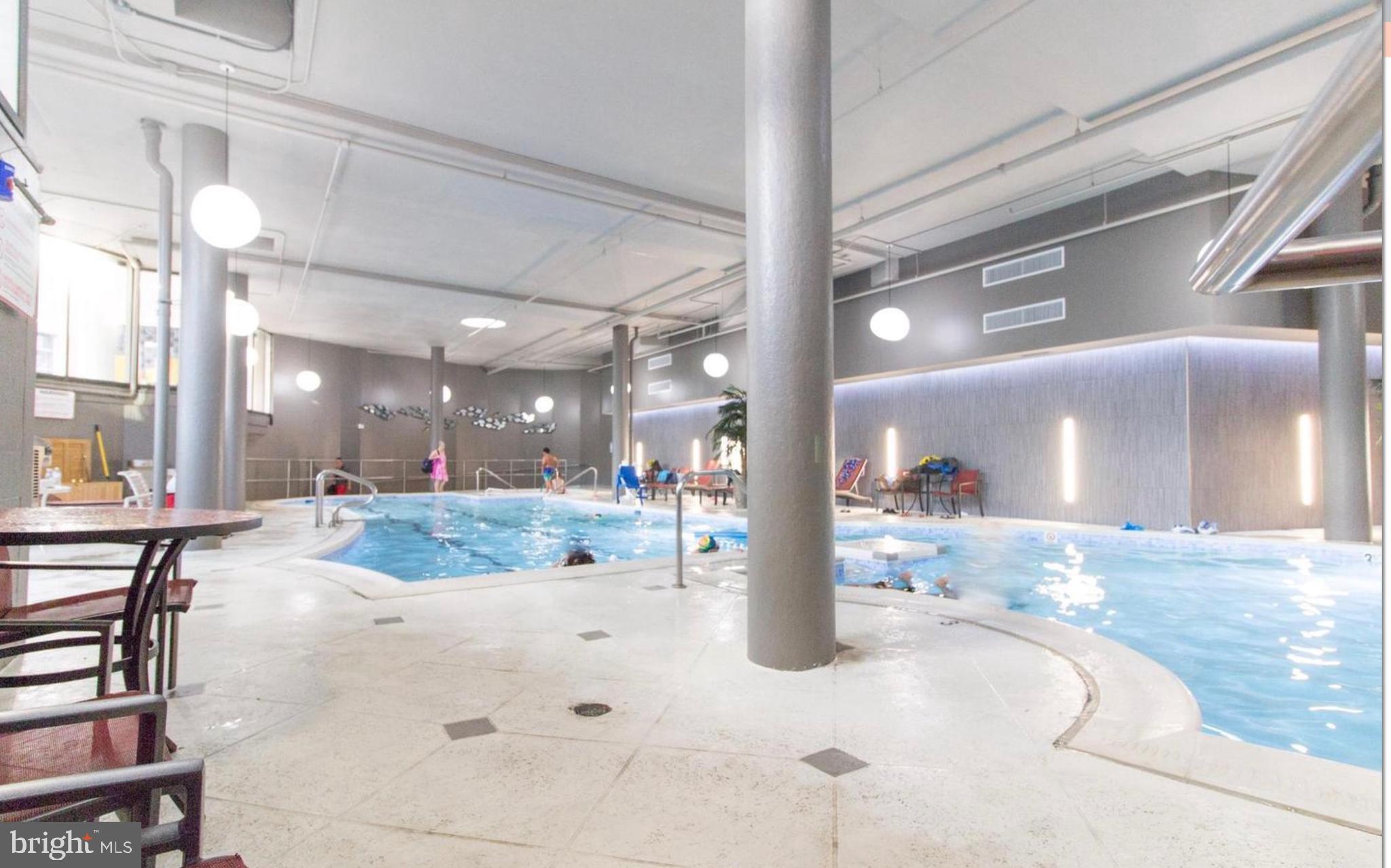 ROTONDA - Residential Lease