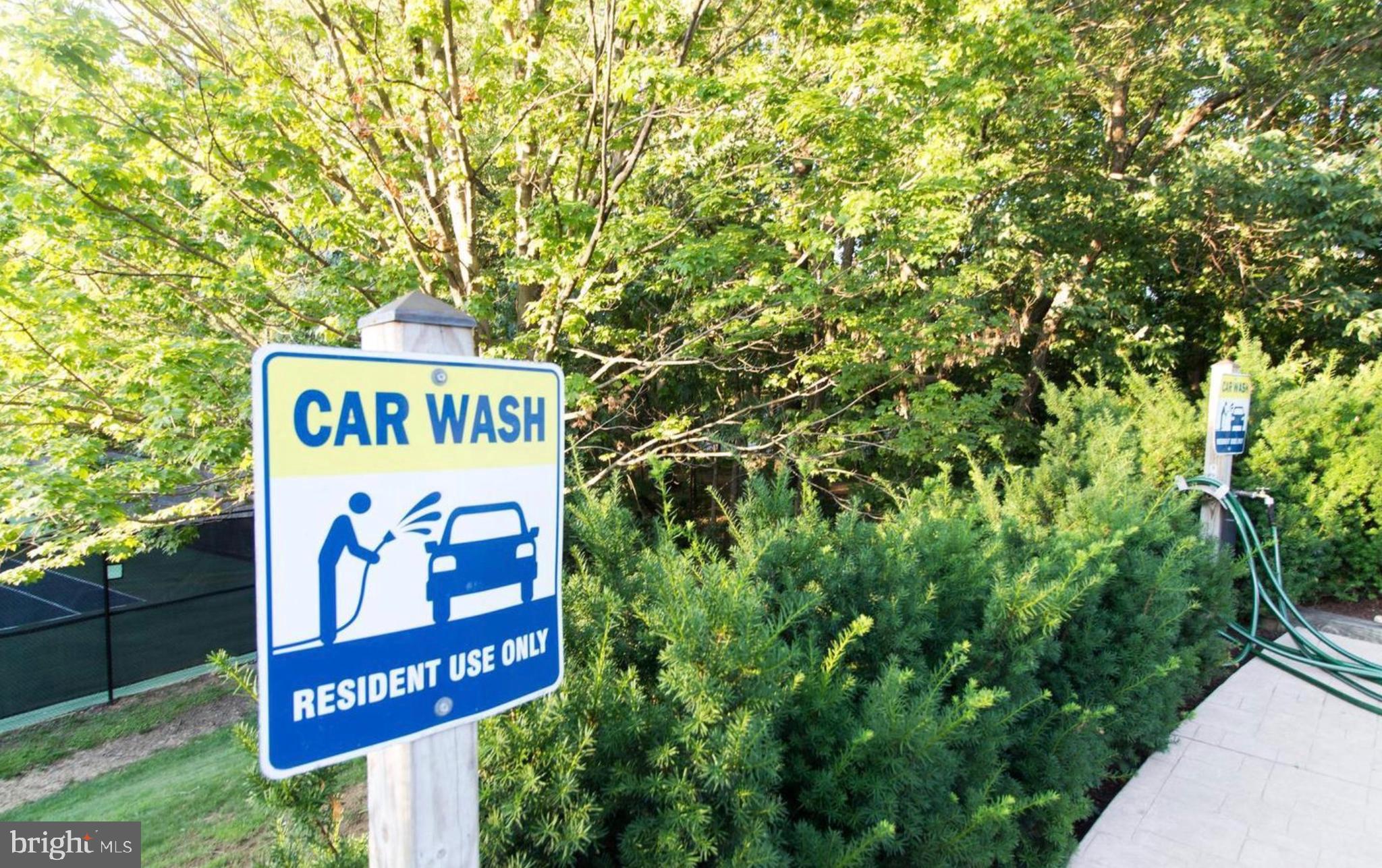 ROTONDA - Residential Lease