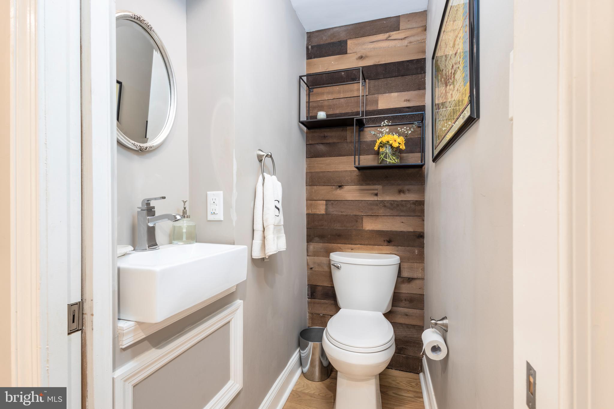 TWICKENHAM VILLAGE - Residential