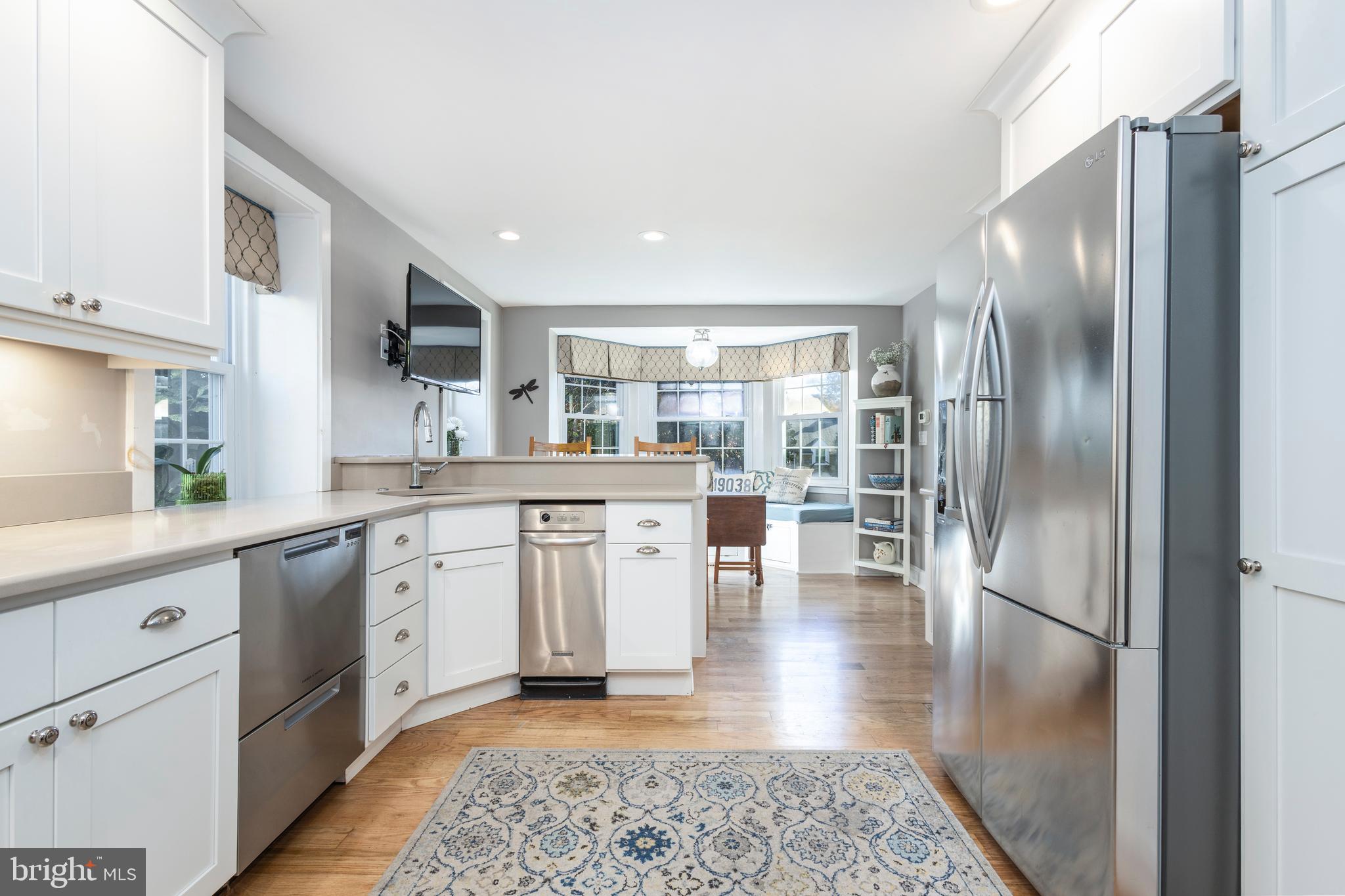 TWICKENHAM VILLAGE - Residential