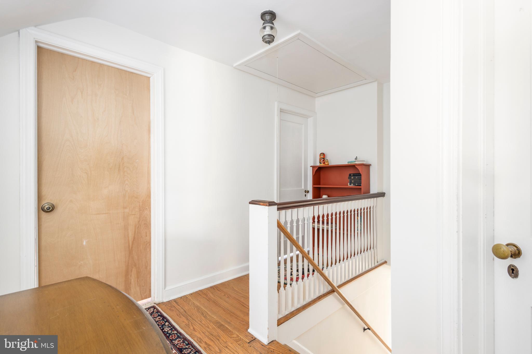 TWICKENHAM VILLAGE - Residential