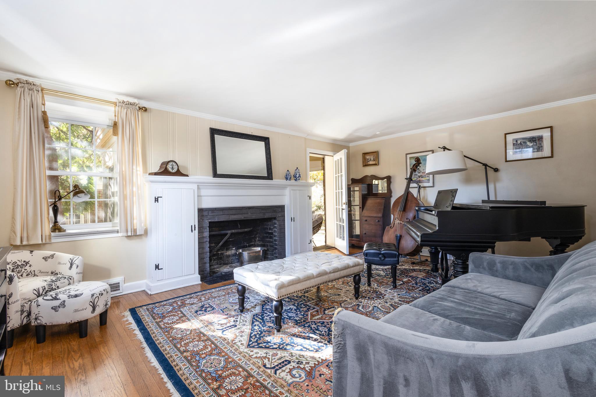 TWICKENHAM VILLAGE - Residential