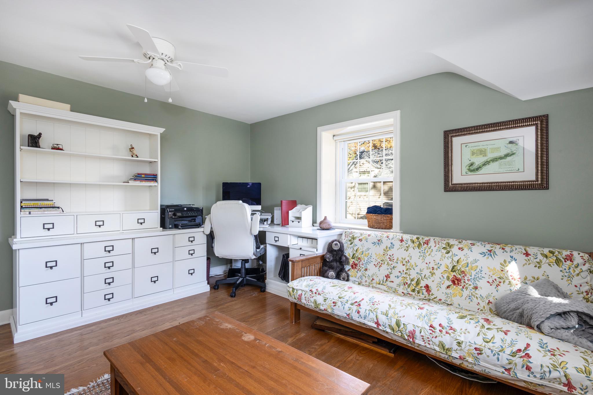 TWICKENHAM VILLAGE - Residential