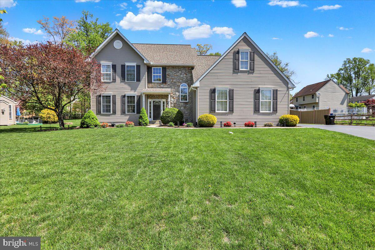 302 W MORLATTON ROAD