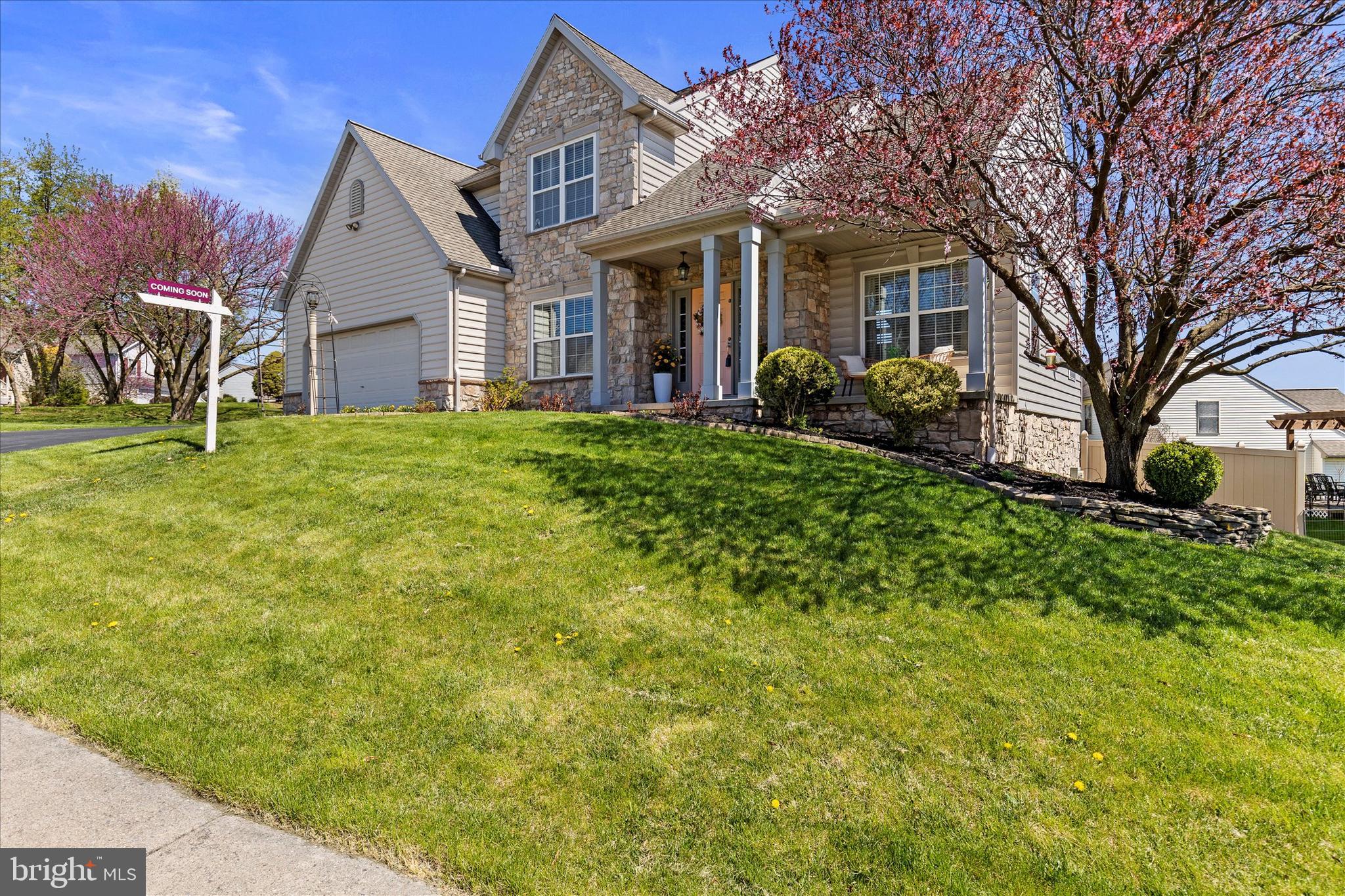 BROOKRIDGE ESTATES - Residential