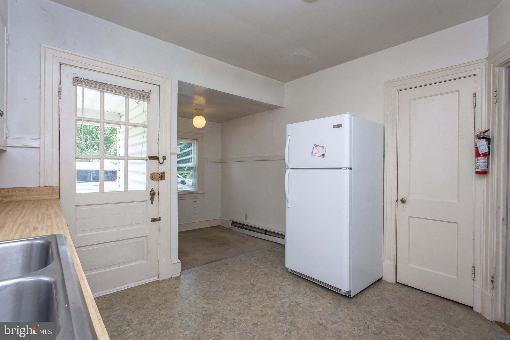 DOWNTOWN FREDERICKSBURG - Residential Lease