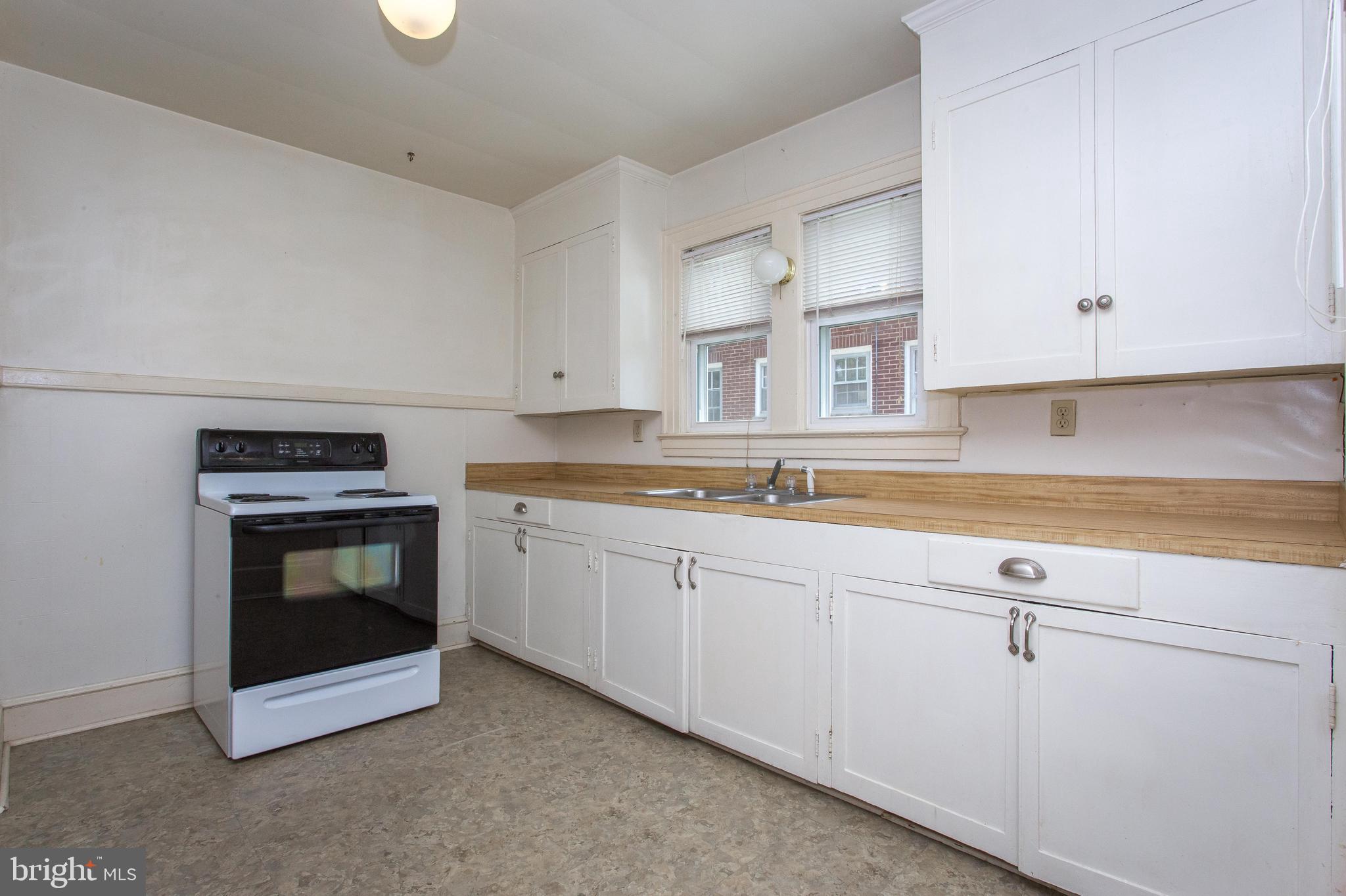 DOWNTOWN FREDERICKSBURG - Residential Lease