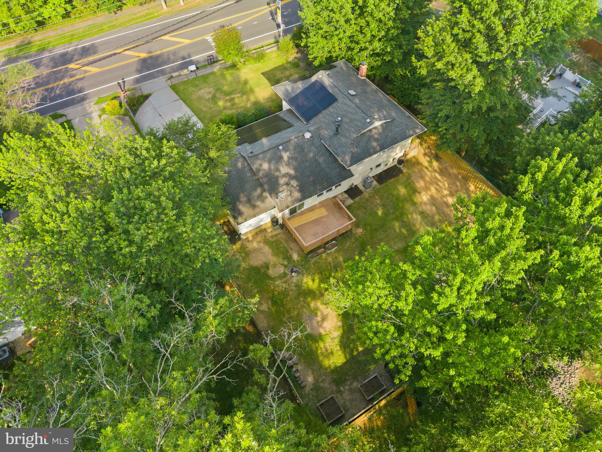 2410 PARKERS LANE