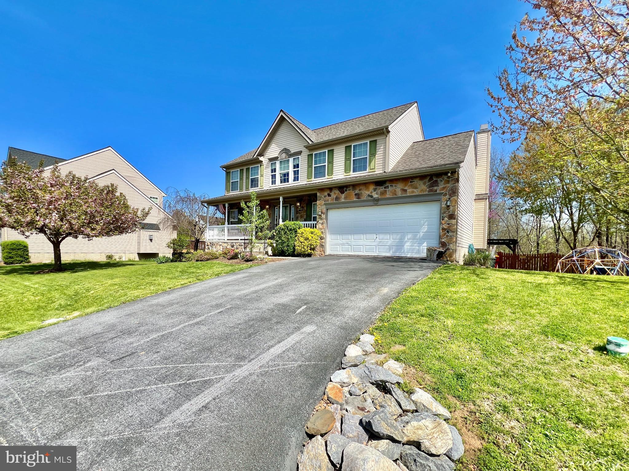 STONEBRIDGE - Residential