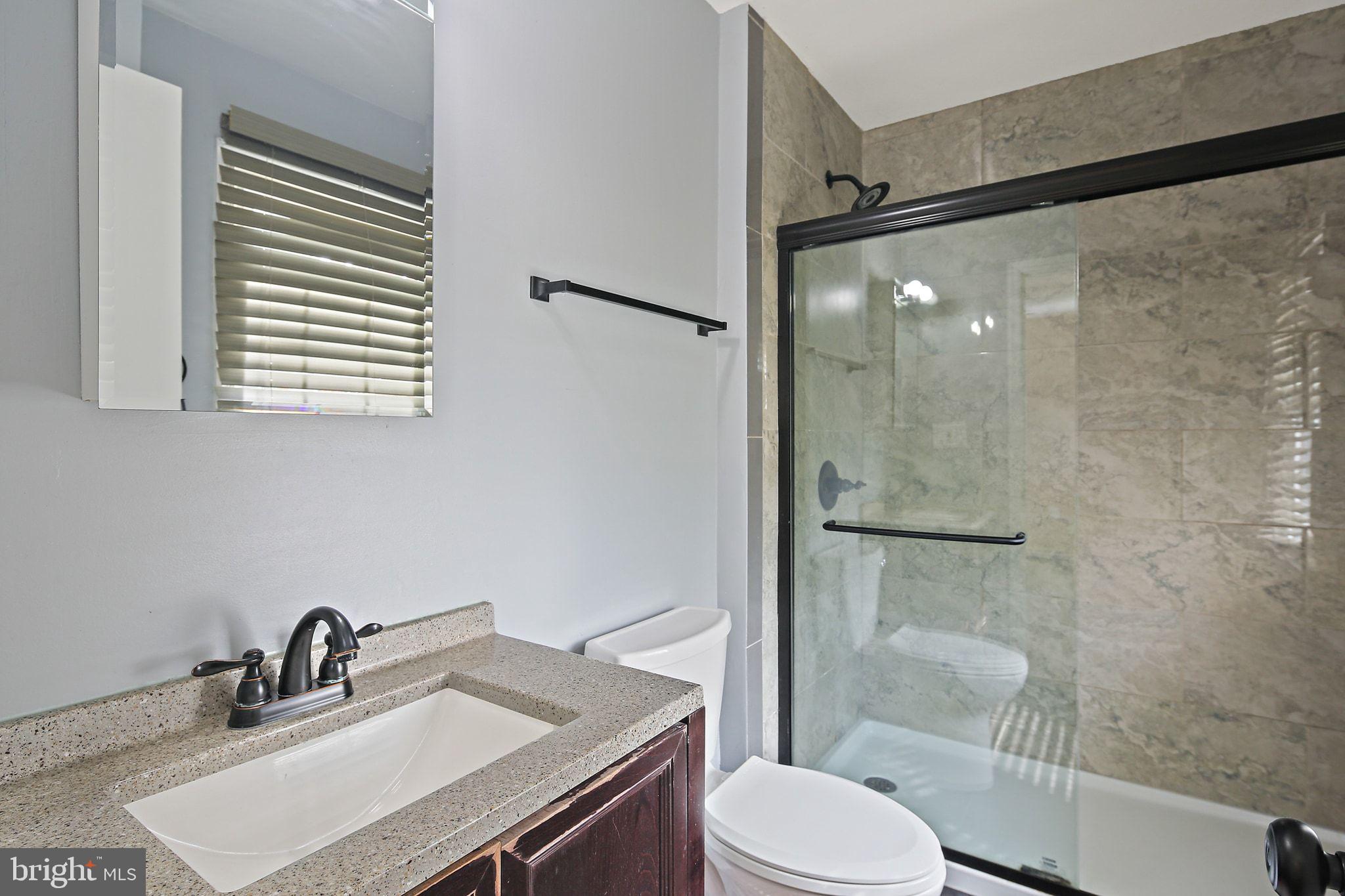 ROCKSHIRE TOWNHOMES - Residential Lease