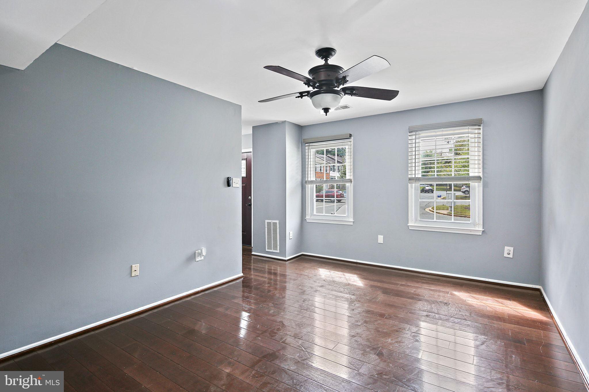 ROCKSHIRE TOWNHOMES - Residential Lease