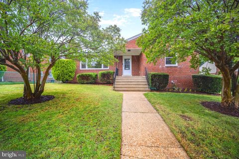 4609 22ND AVENUE MOUNT RAINIER MD 20712