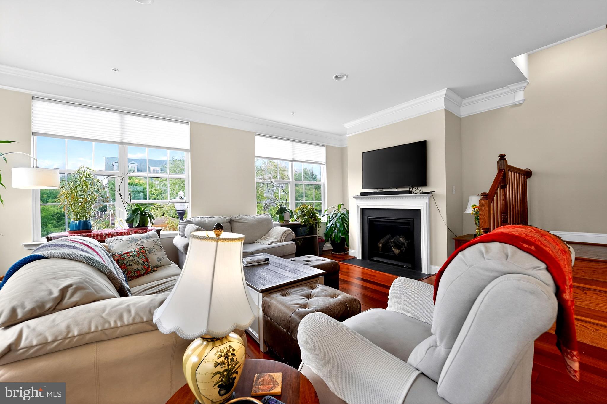 130 LINDEN PLACE