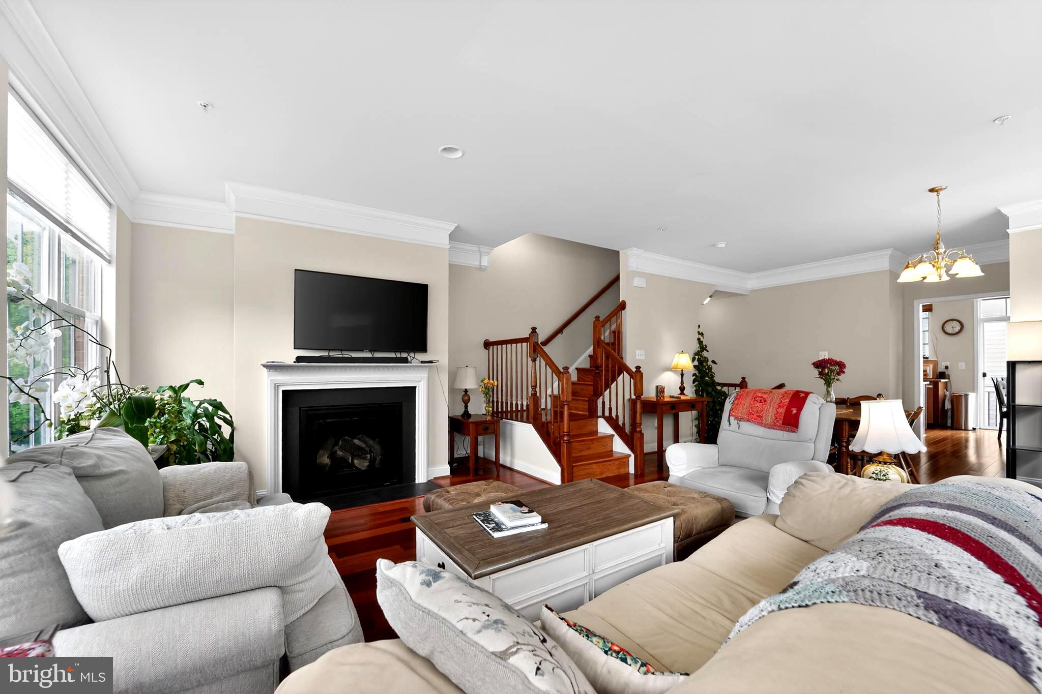 130 LINDEN PLACE