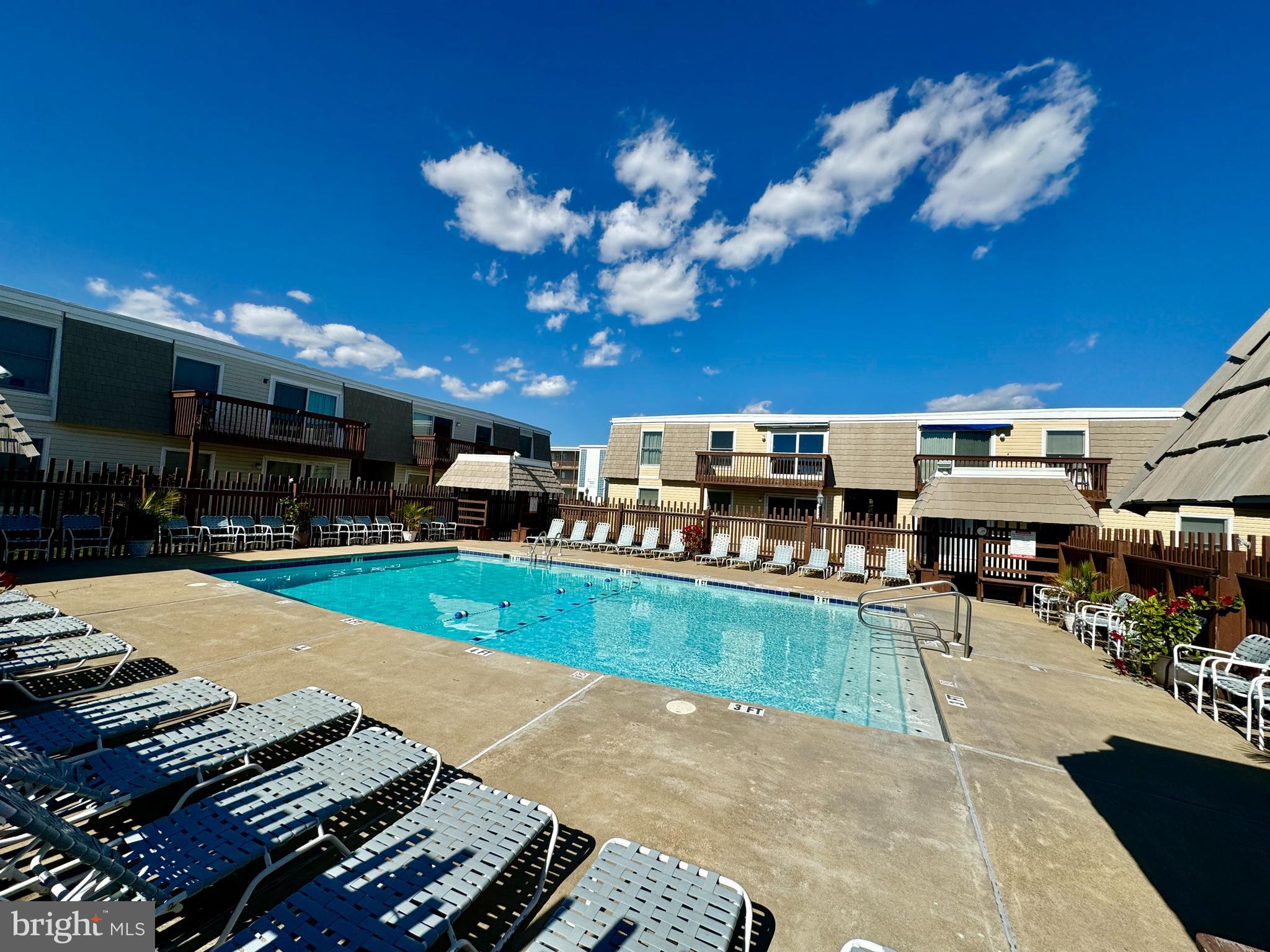 GULLWAY VILLA - Residential