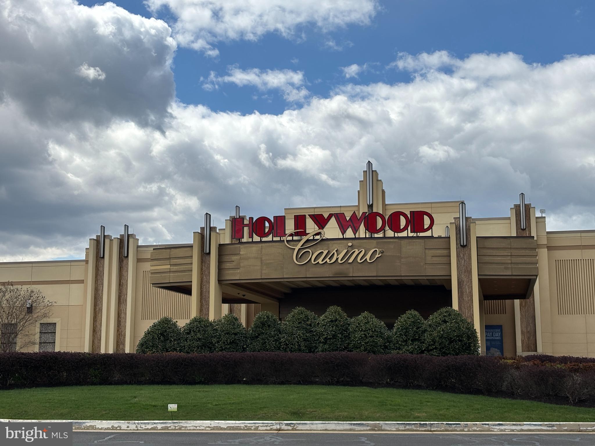 FRENCHTOWN CROSSING - Residential