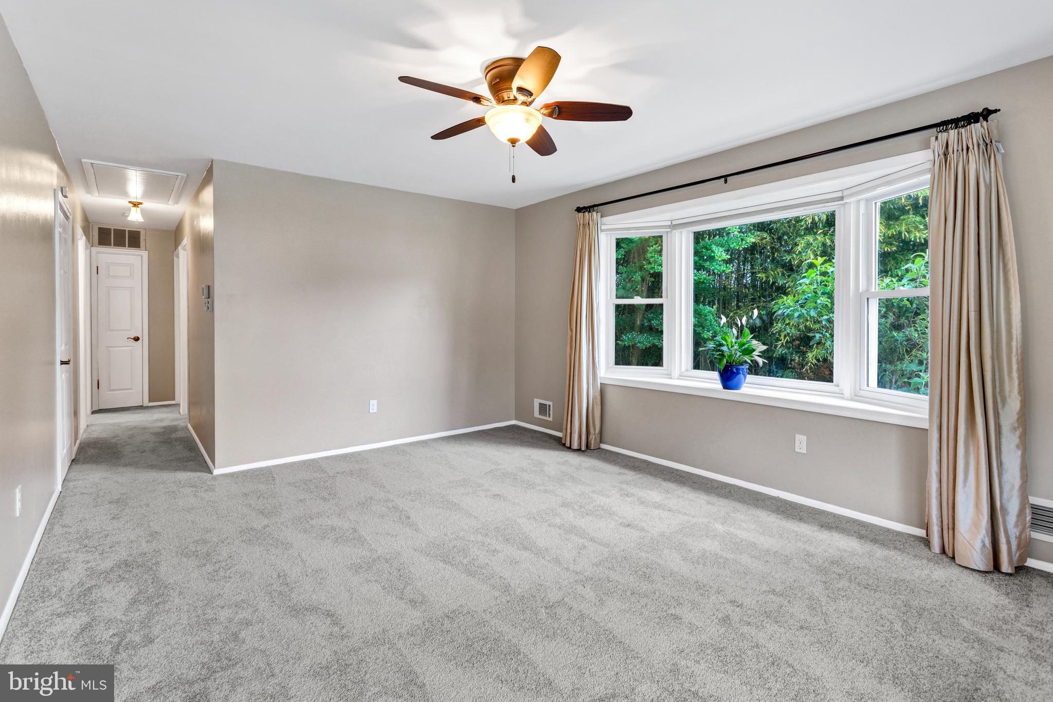 HIGH RIDGE PARK - Residential