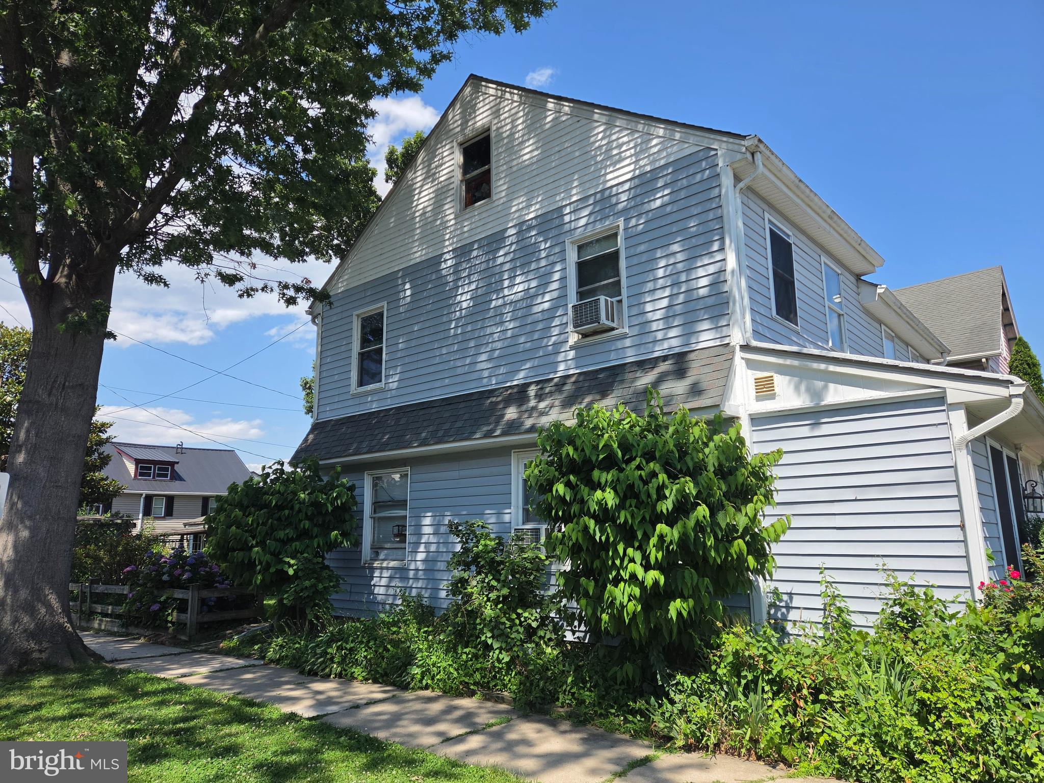 567 GREEN STREET