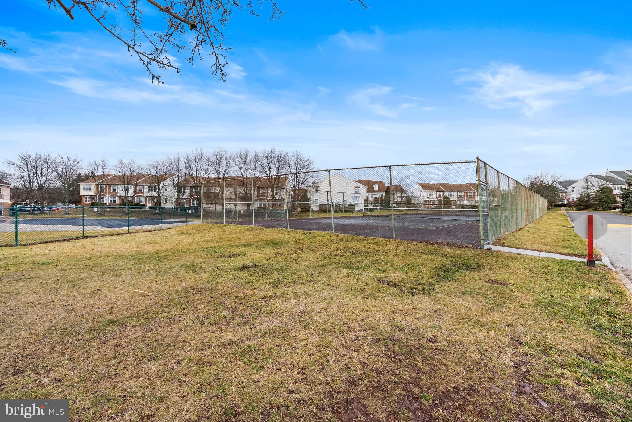 NORTHRIDGE ESTATES - Residential