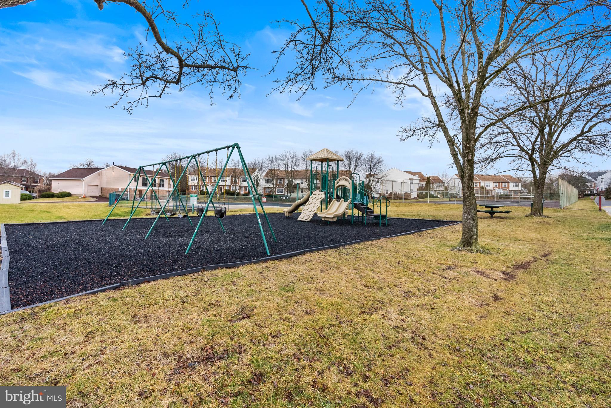 NORTHRIDGE ESTATES - Residential