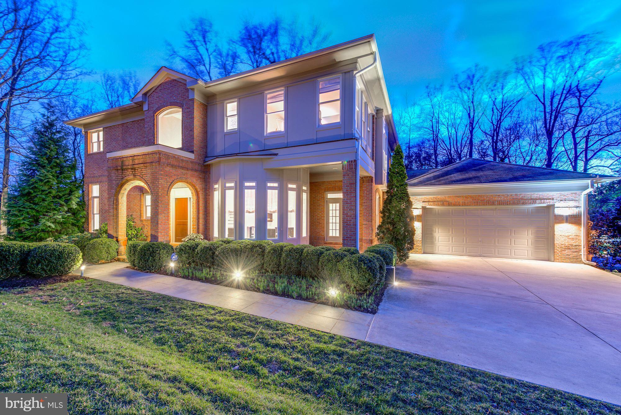 GRAYS OAKTON - Residential