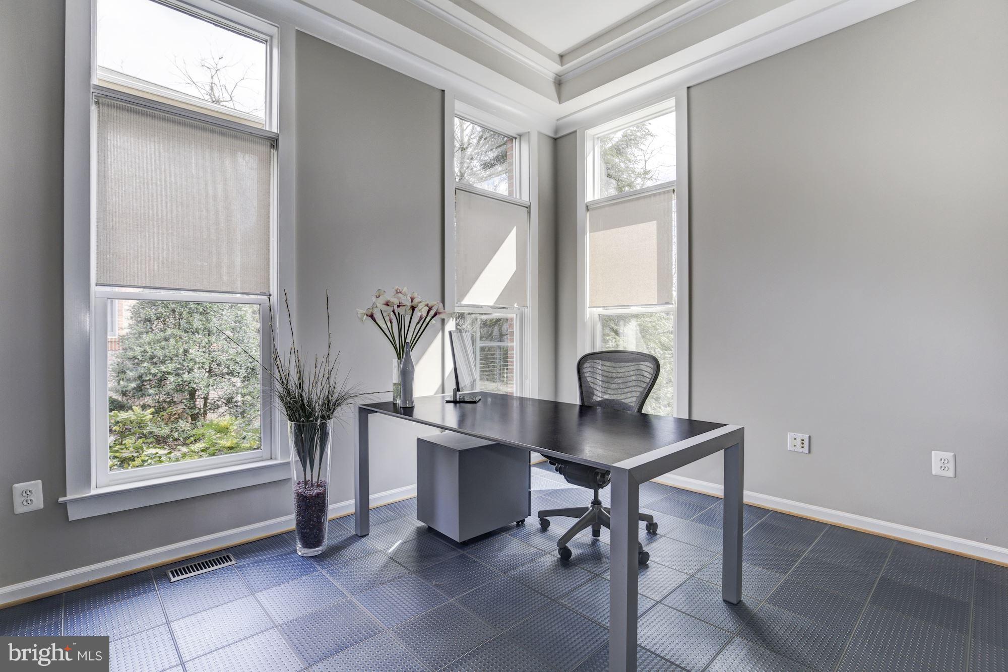 GRAYS OAKTON - Residential