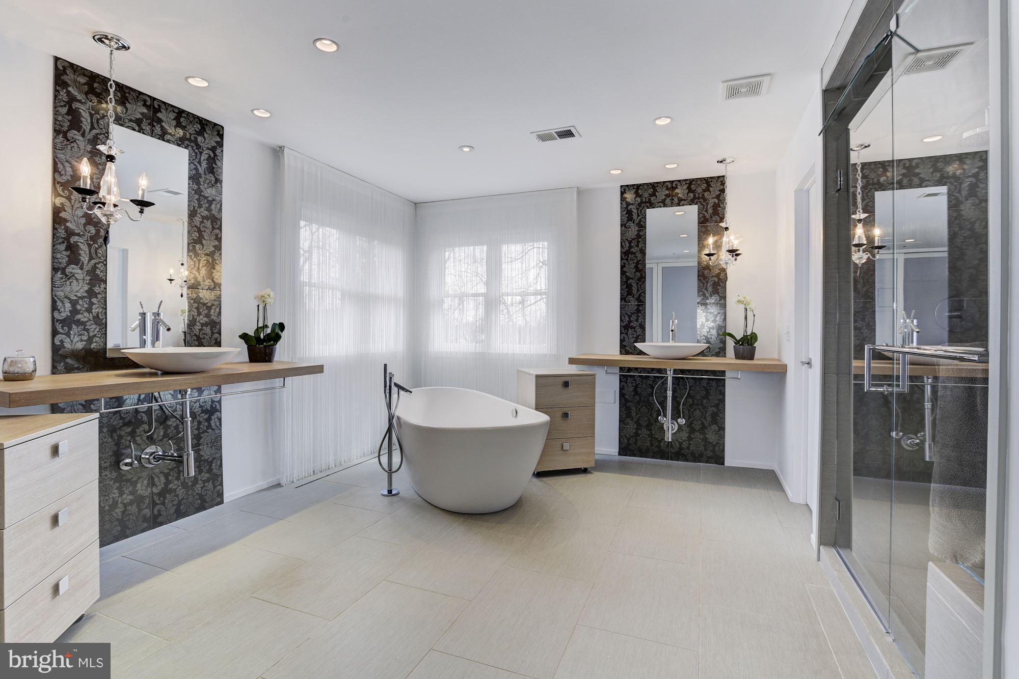 GRAYS OAKTON - Residential