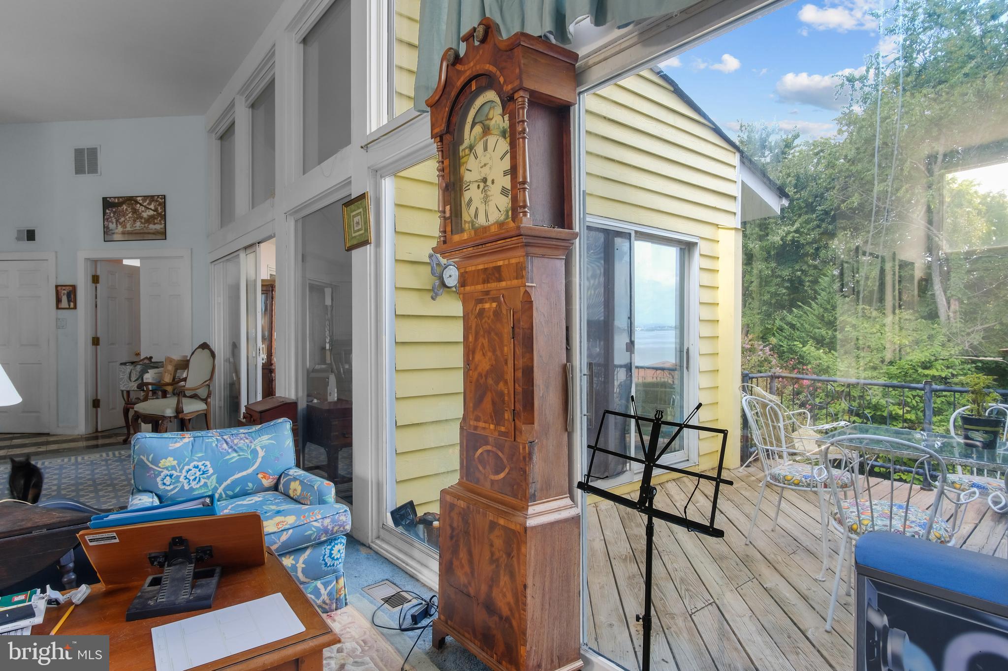 RIVERVIEW - Residential