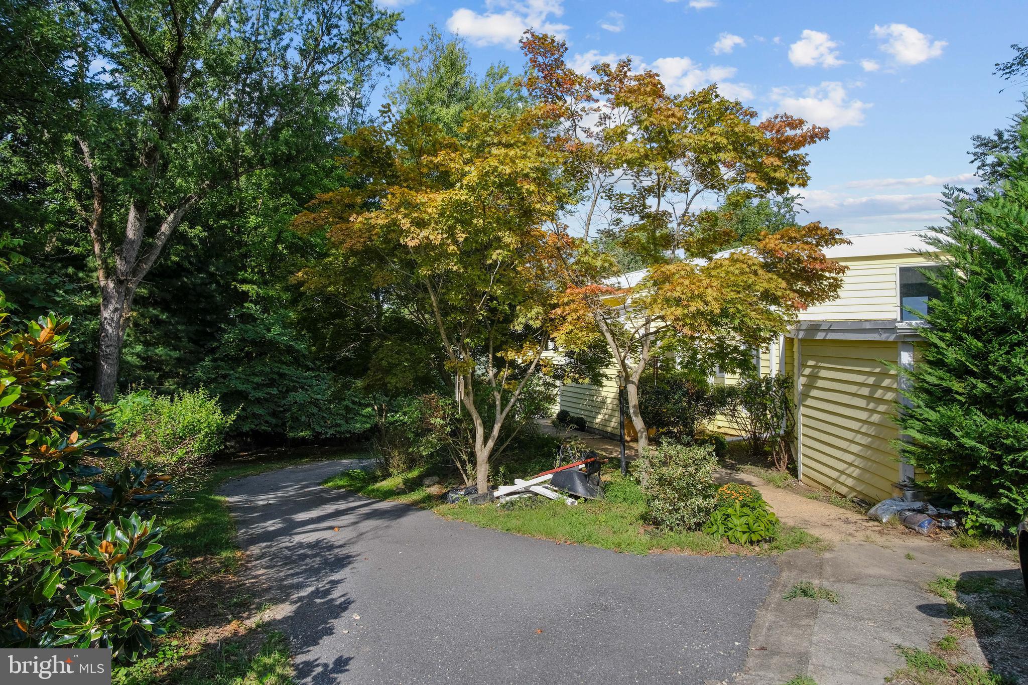 RIVERVIEW - Residential