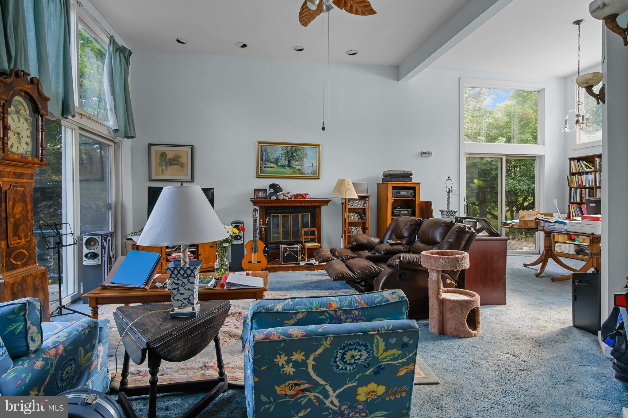 RIVERVIEW - Residential