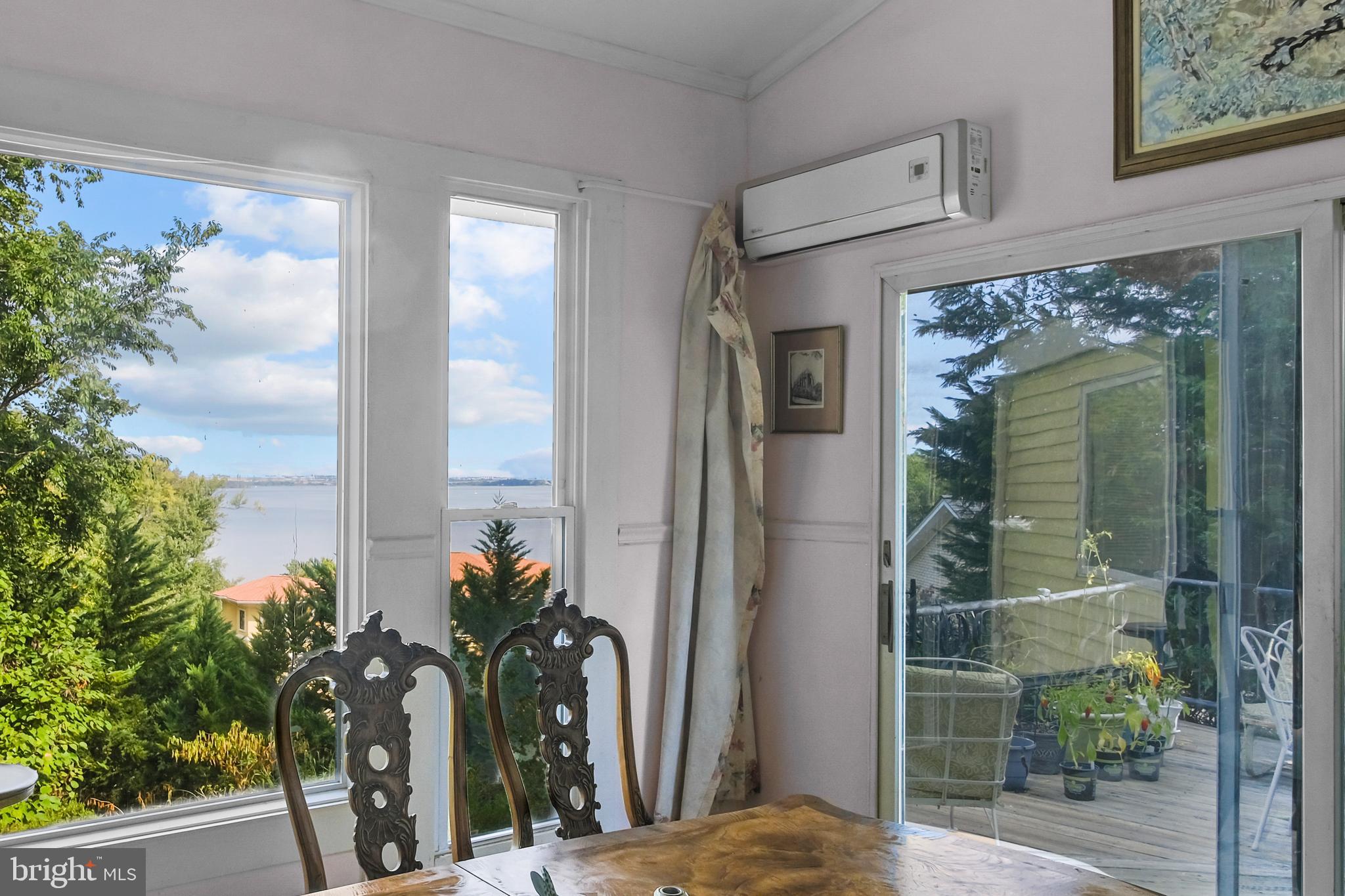 RIVERVIEW - Residential